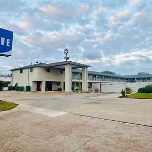 Executive Inn And Suites Houston
